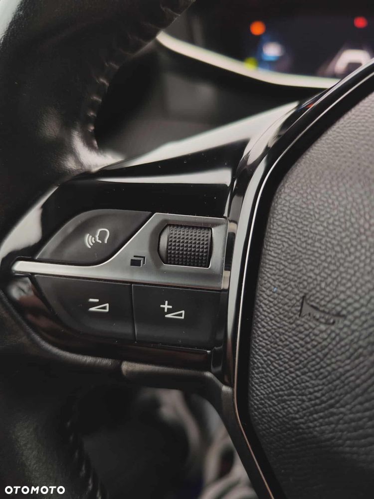 Peugeot 208 PureTech 110 Stop & Start Allure - 26