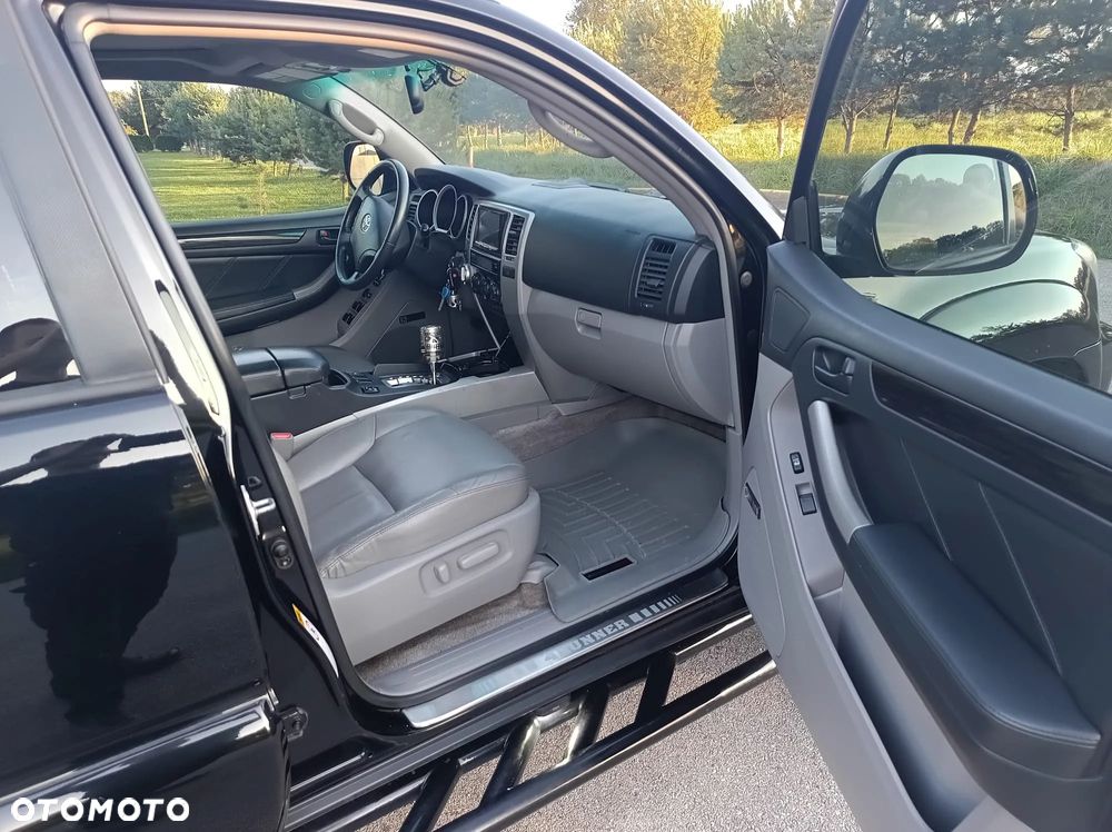 Toyota 4-Runner - 8