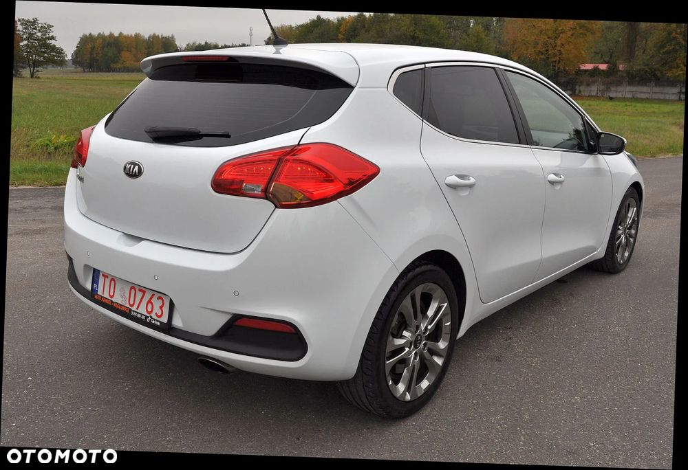 Kia Ceed 1.6 GDI XL DCT - 17
