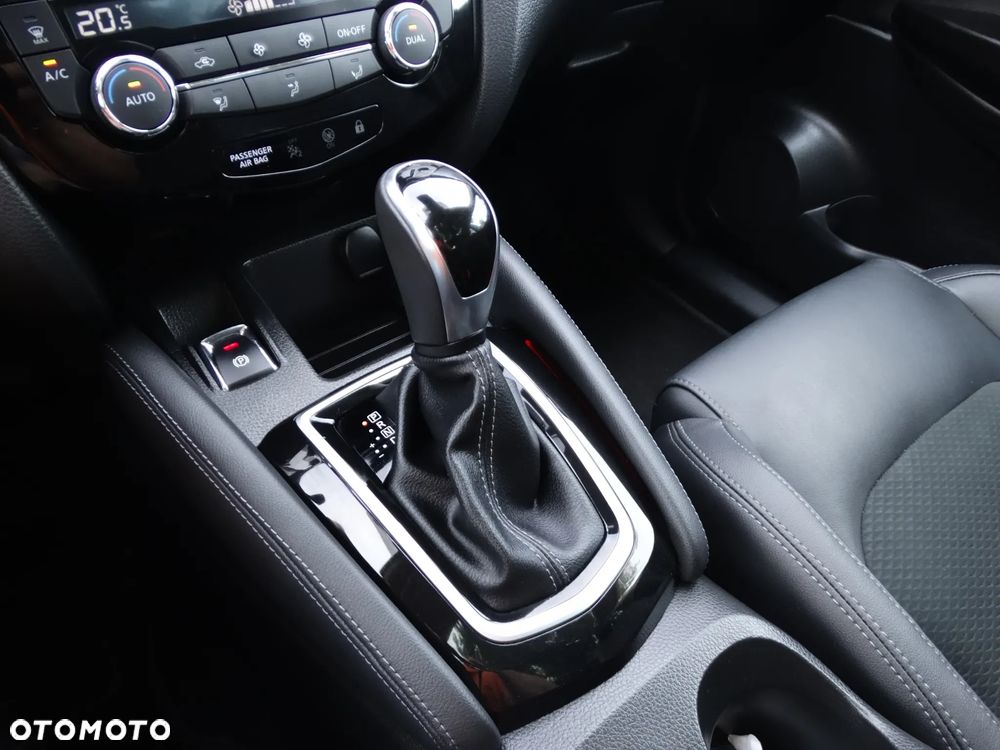 Nissan Qashqai - 17