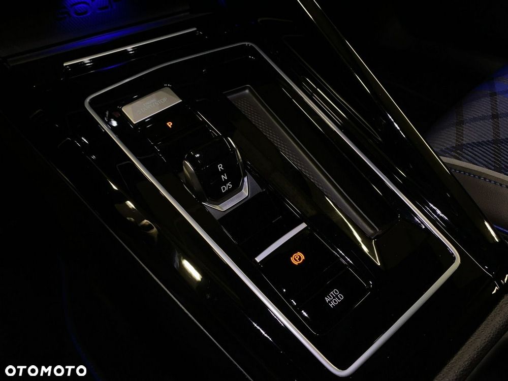 Volkswagen Golf Variant - 37