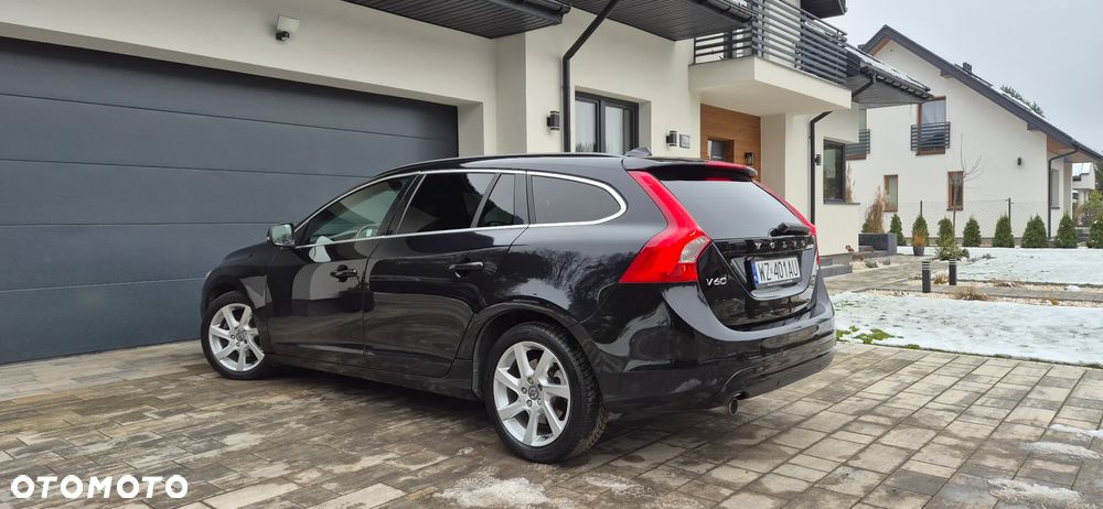 Volvo V60 D4 Geartronic Business Edition - 25