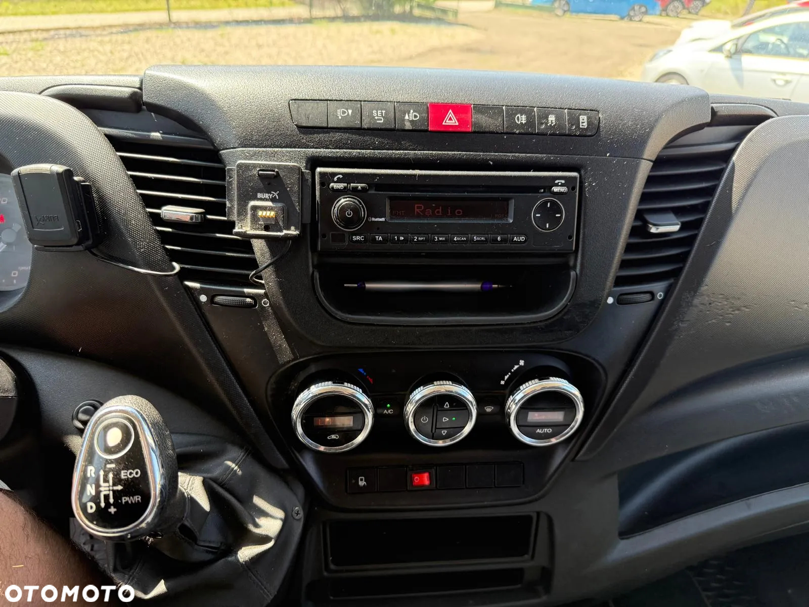 Iveco DAILY - 12