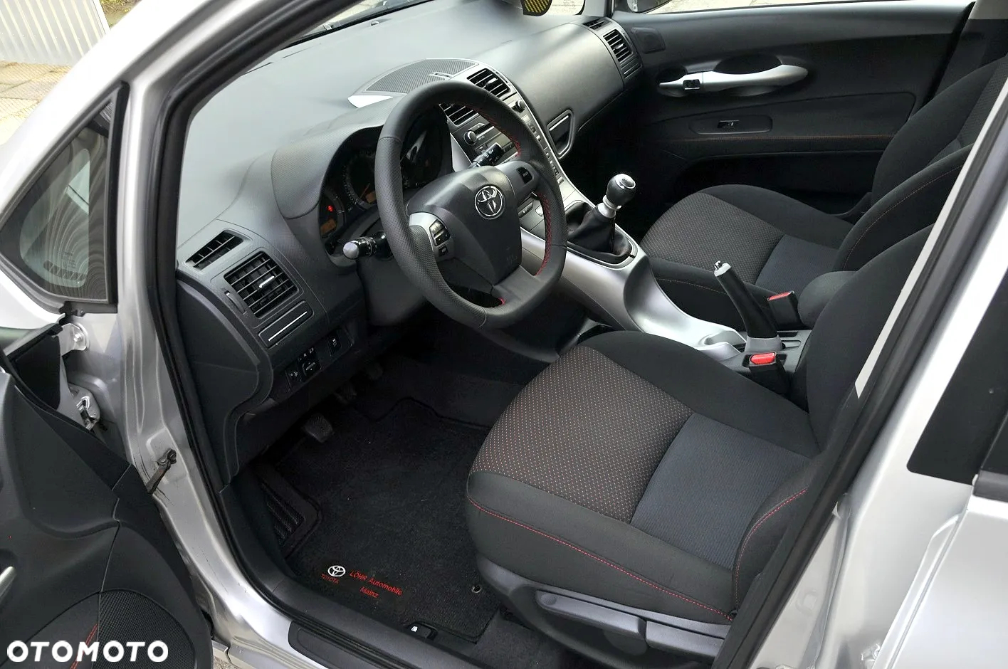 Toyota Auris - 8