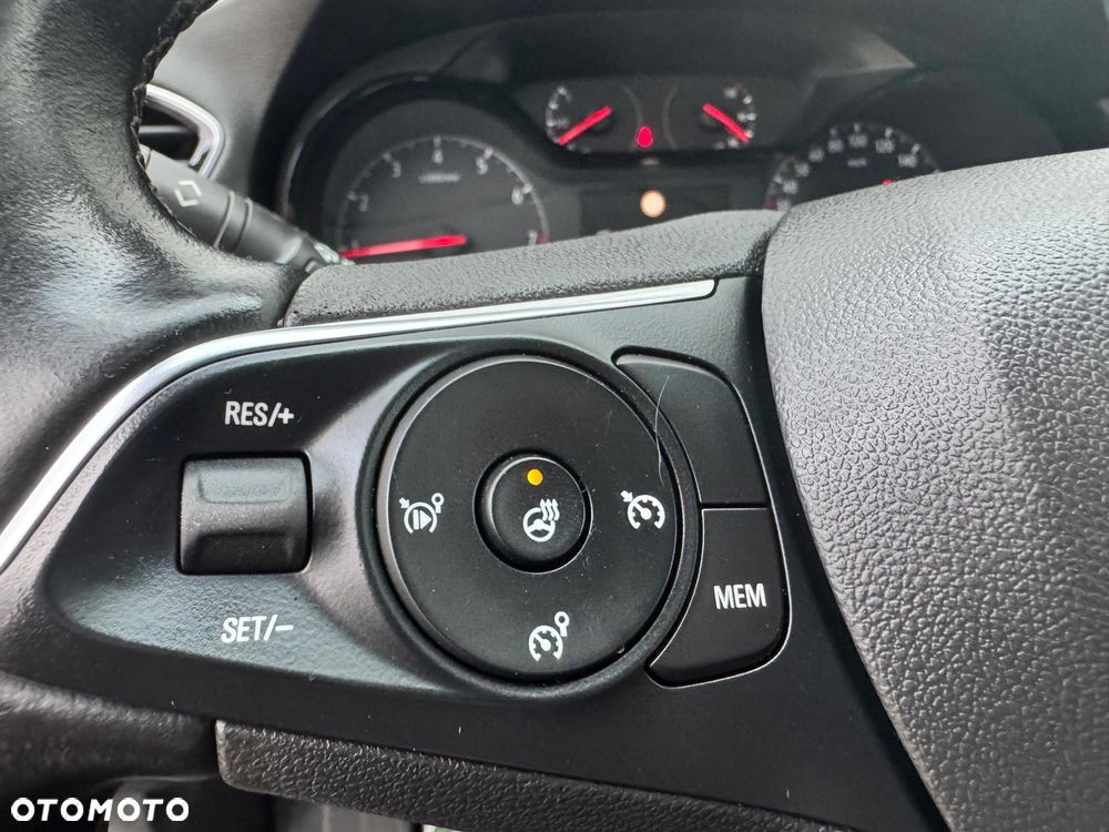 Opel Grandland X 1.2 Start/Stop Business INNOVATION - 35