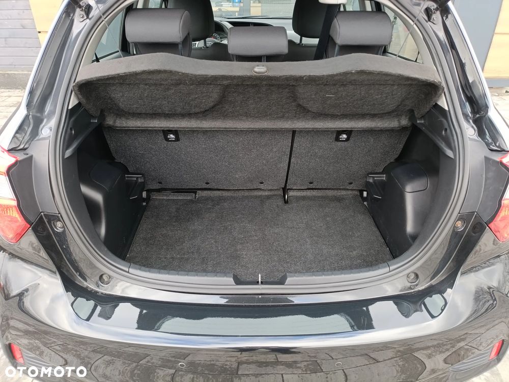 Toyota Yaris 1.5 Life - 9