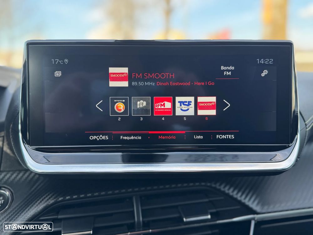 Peugeot 2008 1.2 PureTech GT Line - 24