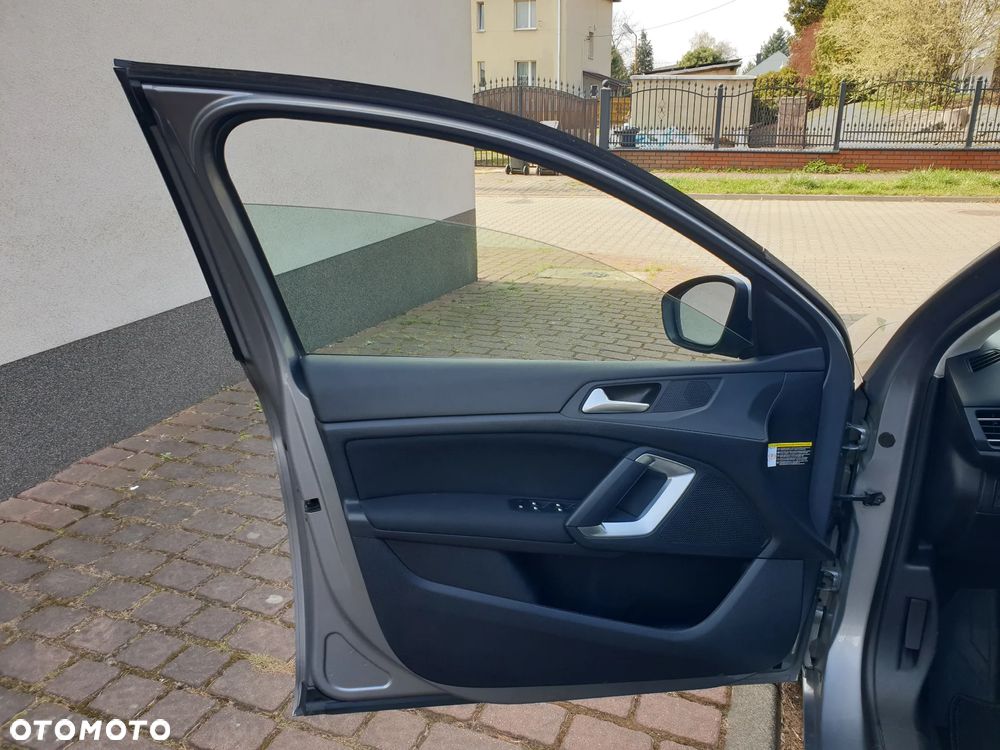 Peugeot 308 BlueHDi 150 Stop & Start Business-Line - 22