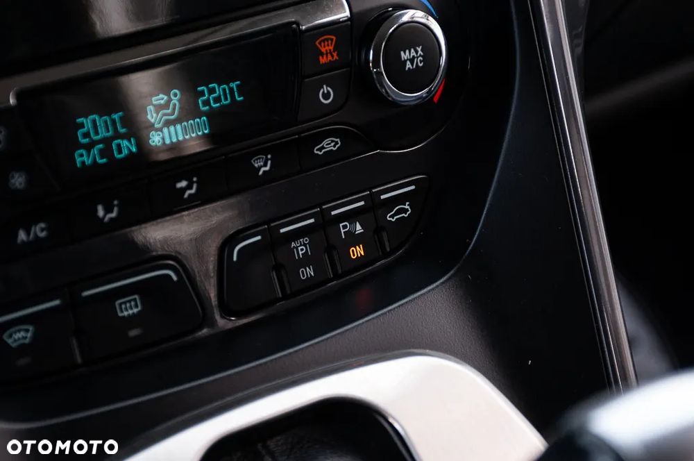 Ford Kuga 2.0 TDCi 4WD Titanium - 35