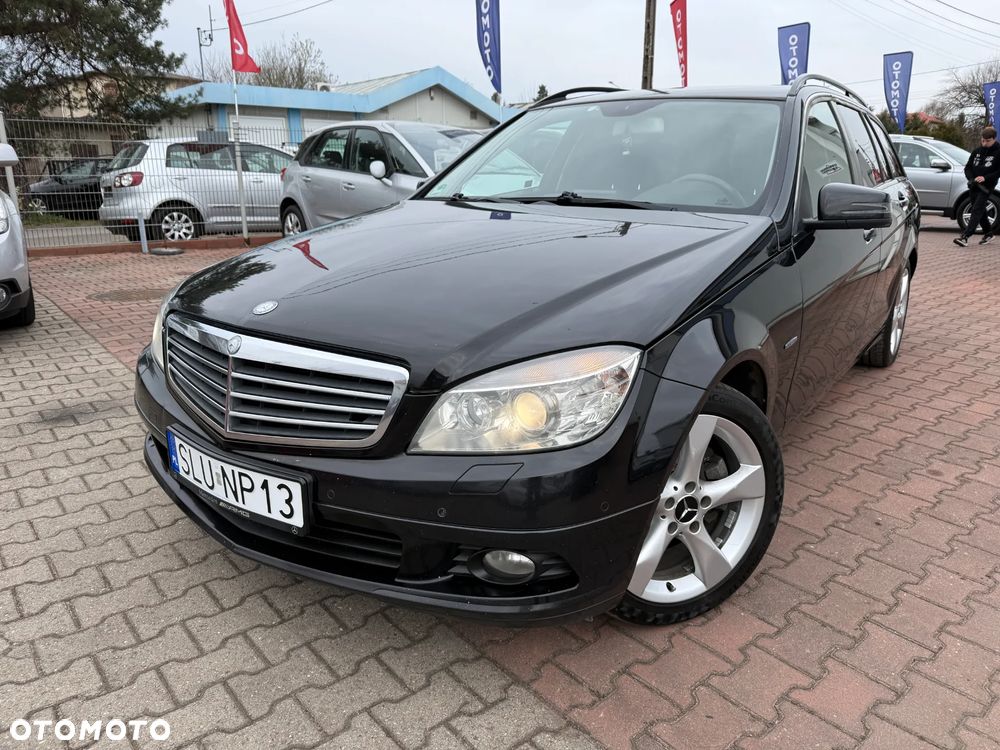 Mercedes-Benz Klasa C 220 CDI DPF (BlueEFFICIENCY) Elegance - 2