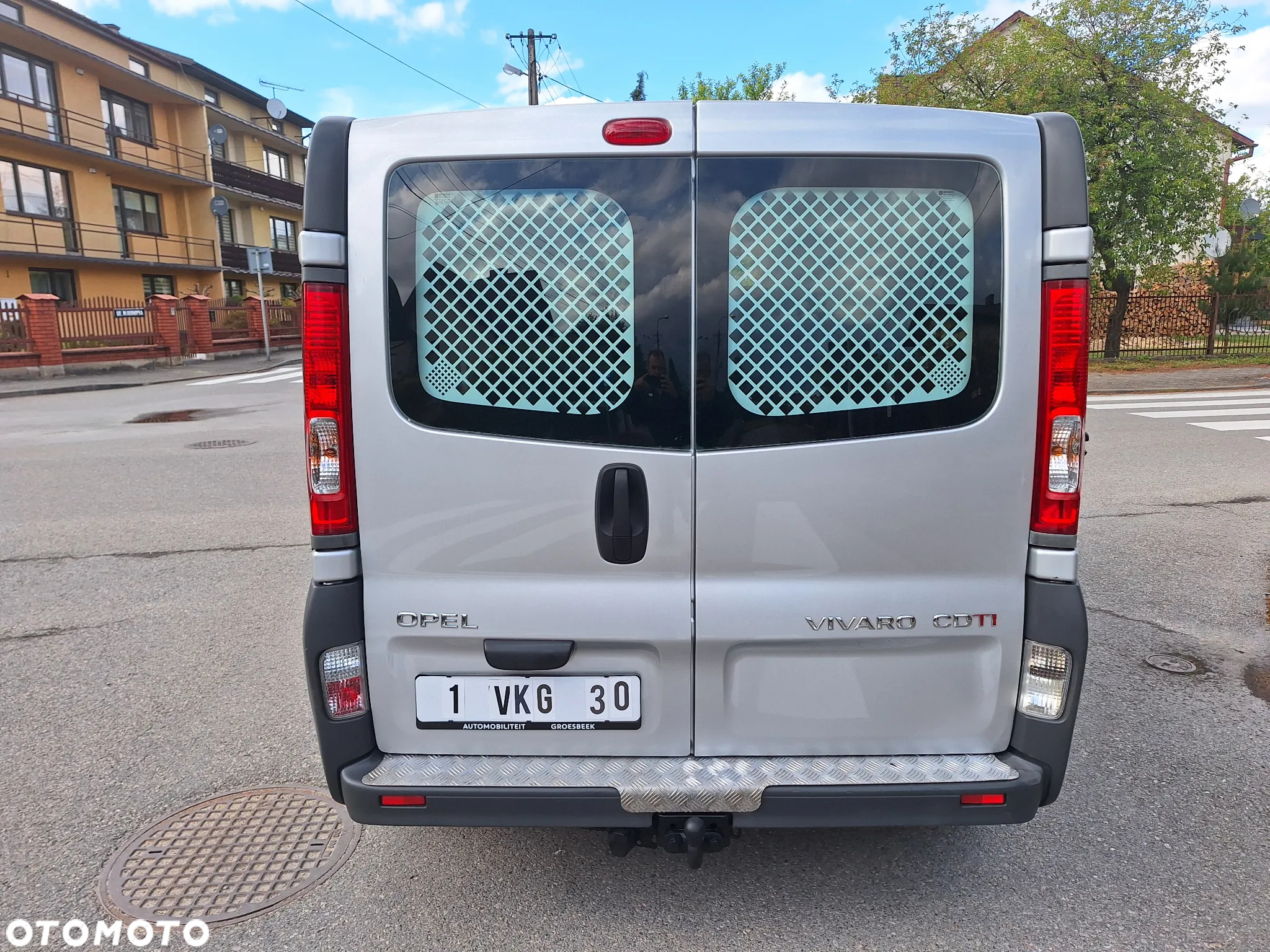 Opel Vivaro - 9