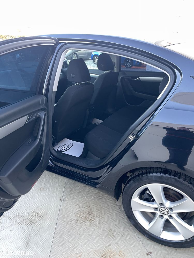 Volkswagen Passat 2.0 TDI BlueMotion Tehnology Comfortline - 28