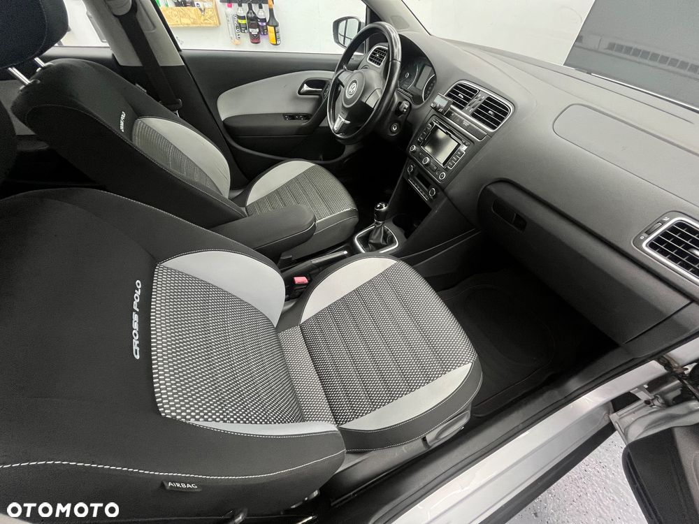 Volkswagen Polo Cross - 20