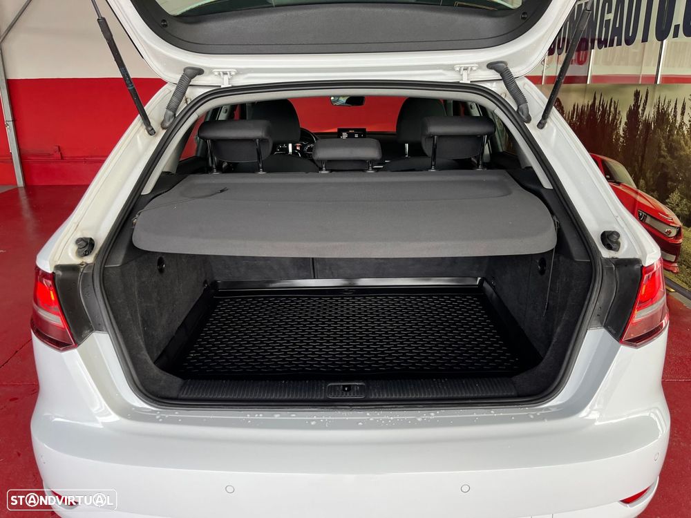 Audi A3 Sportback 1.6 TDI Sport - 25