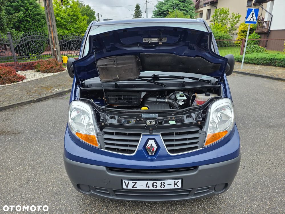 Renault Trafic - 23