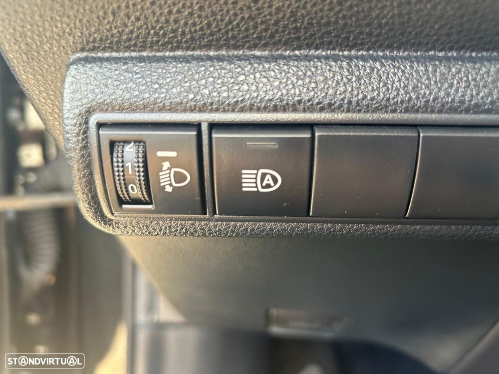 Toyota Corolla Touring Sports 1.8 Hybrid Comfort+P.Sport - 27
