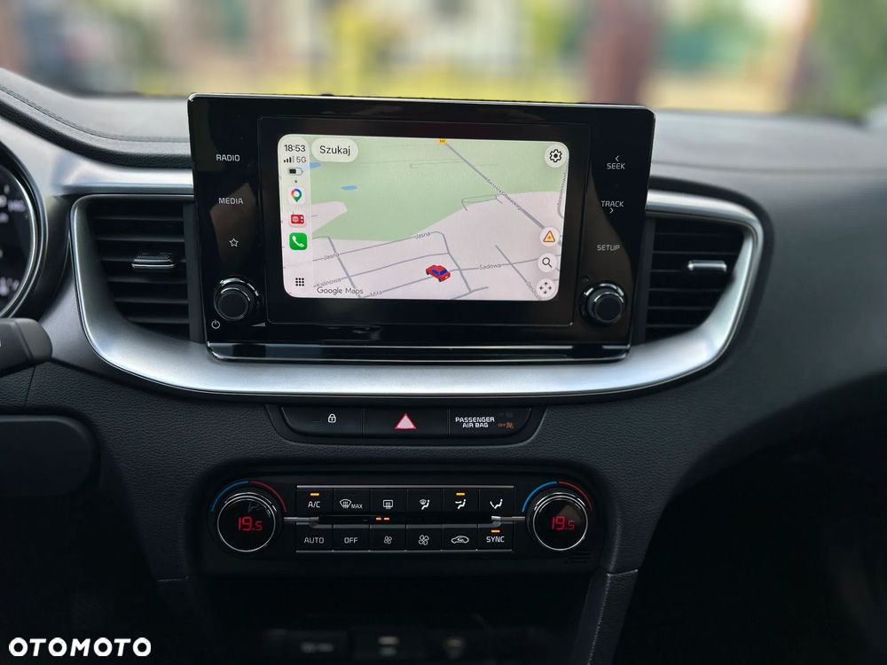 Kia Ceed 1.5 T-GDI M - 21