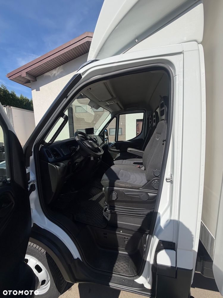 Iveco Daily 35C14 Kontener 8 Palet z windą 750 kg - 20