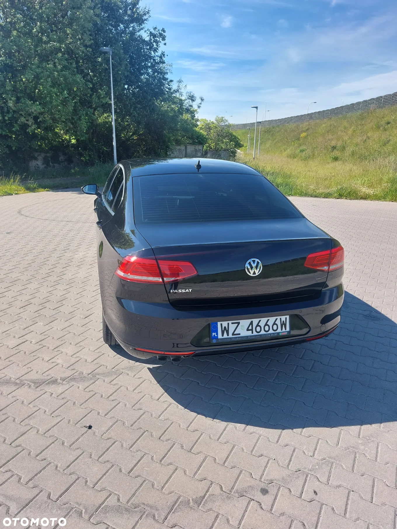 Volkswagen Passat 1.8 TSI BMT Comfortline DSG - 4