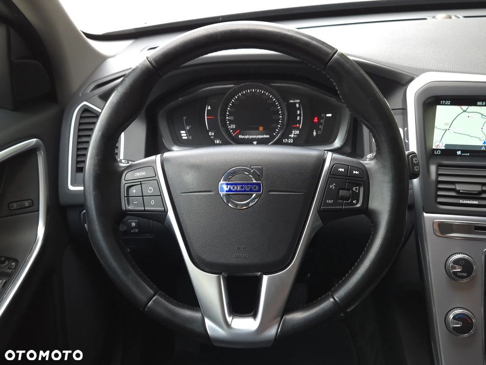 Volvo XC 60 D3 Geartronic Summum - 22