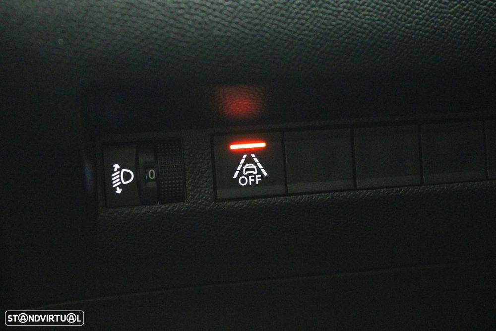 Peugeot e-2008 50 kWh Allure Pack - 11