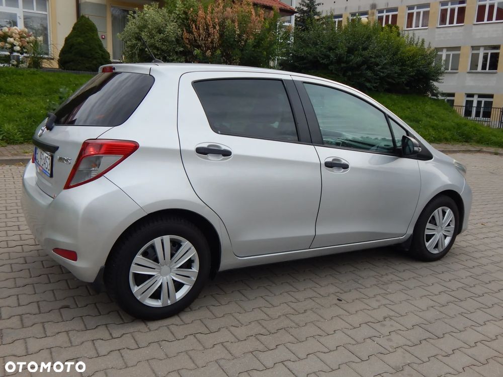 Toyota Yaris 1.33 Sol - 8
