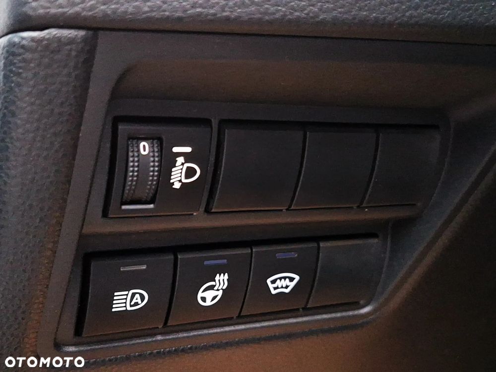 Toyota Yaris Cross 130 1.5 VVT-i Team Deutschland - 33