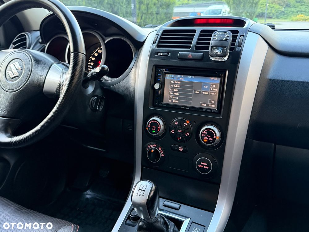 Suzuki Grand Vitara 1.9 DDiS Comfort - 31