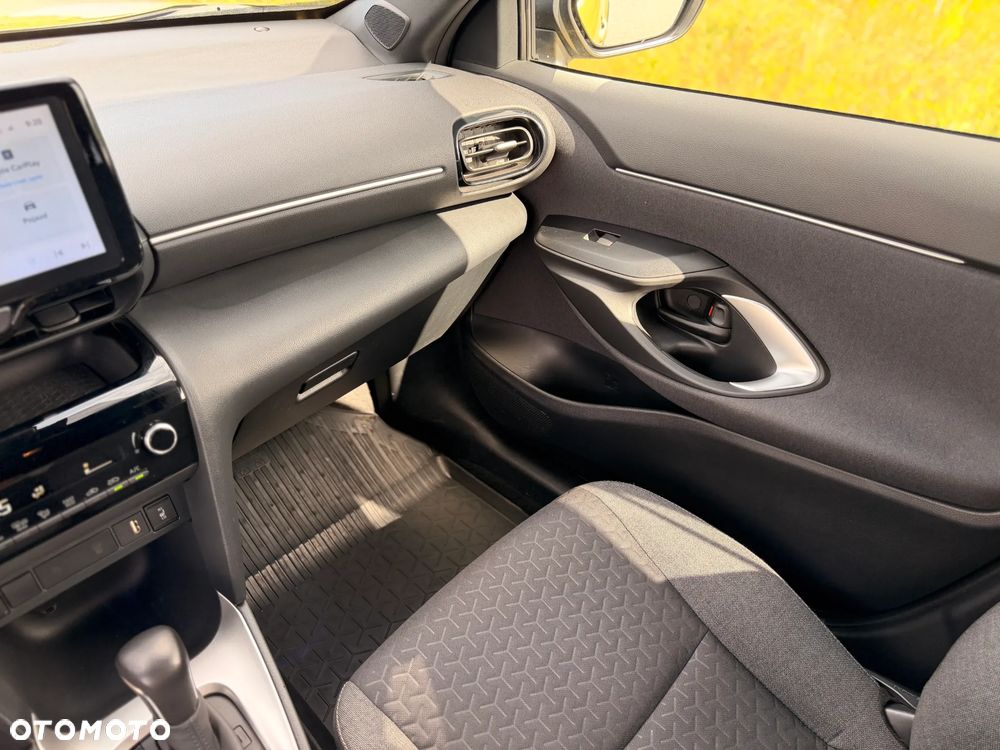Toyota Yaris Cross Hybrid 1.5 Comfort - 26