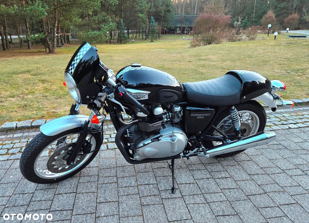 Triumph Thruxton - 2