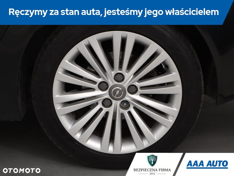 Opel Insignia - 16