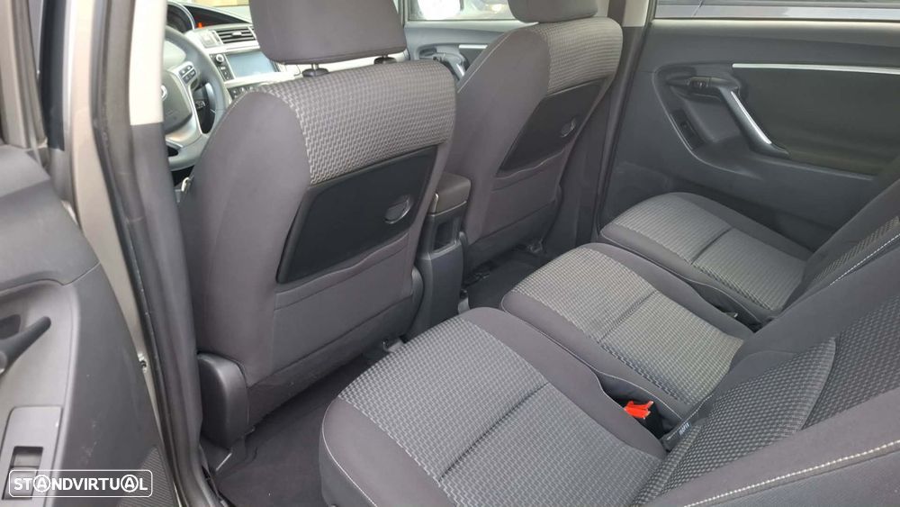 Toyota Verso 1.6 D-4D Active - 10