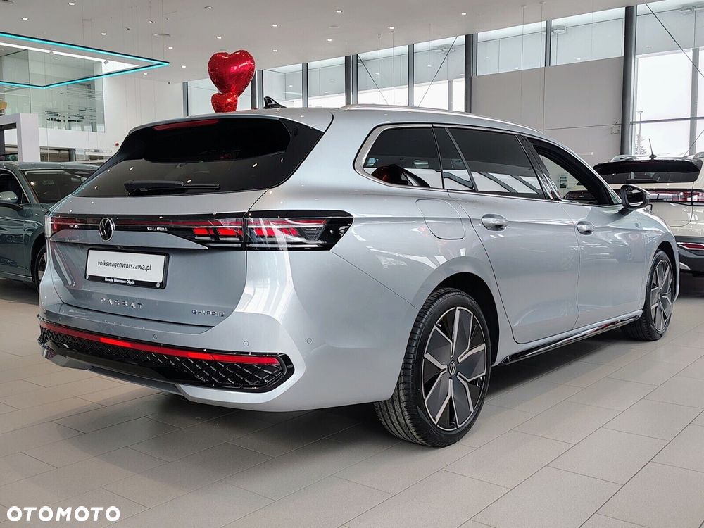 Volkswagen Passat - 7