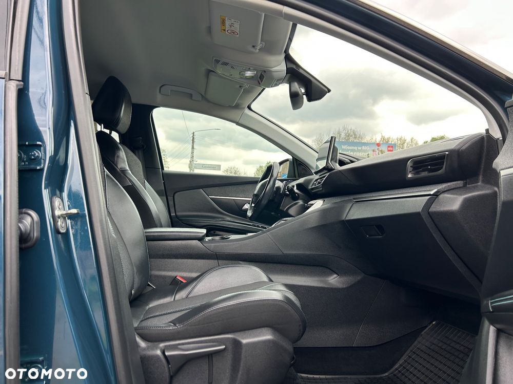 Peugeot 3008 1.2 PureTech Allure Pack S&S EAT8 - 16