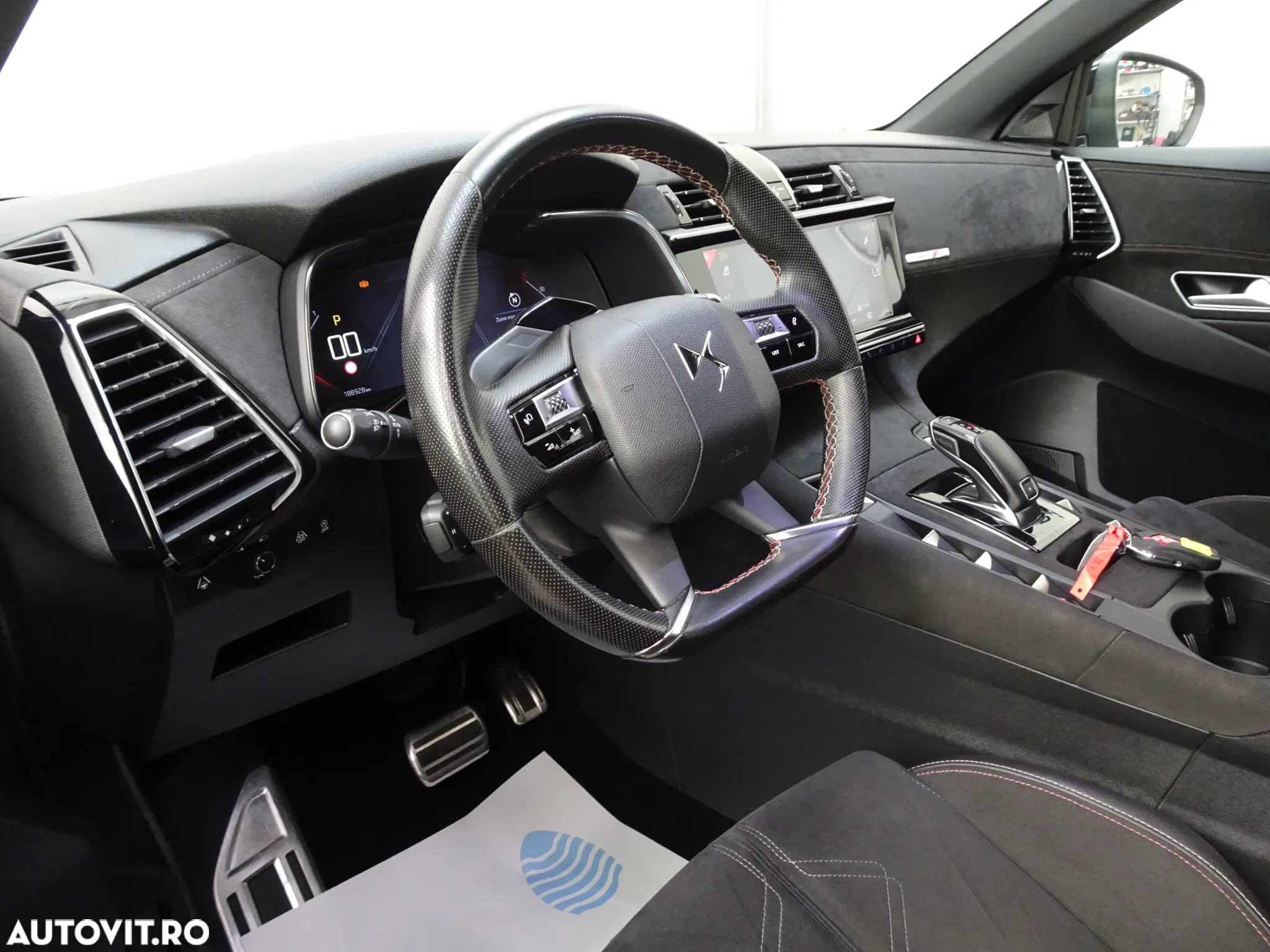 DS Automobiles DS 7 Crossback DS7 1.5 BlueHDi 130 S&S EAT8 PERFORMANCE LINE + - 6