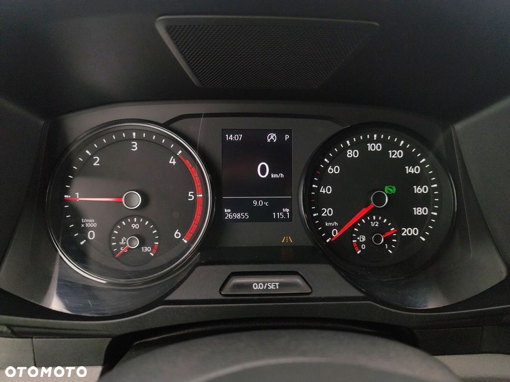 Volkswagen Crafter 35 Podwójna kabina - 19