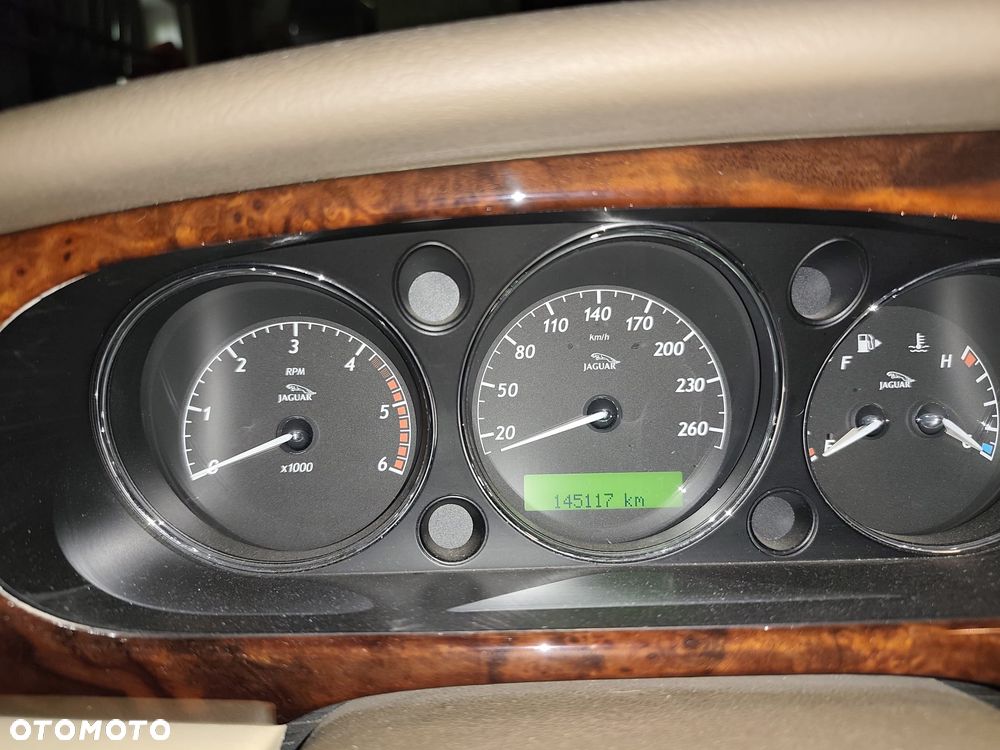 Jaguar XJ XJ6 2.7 D Executive - 8