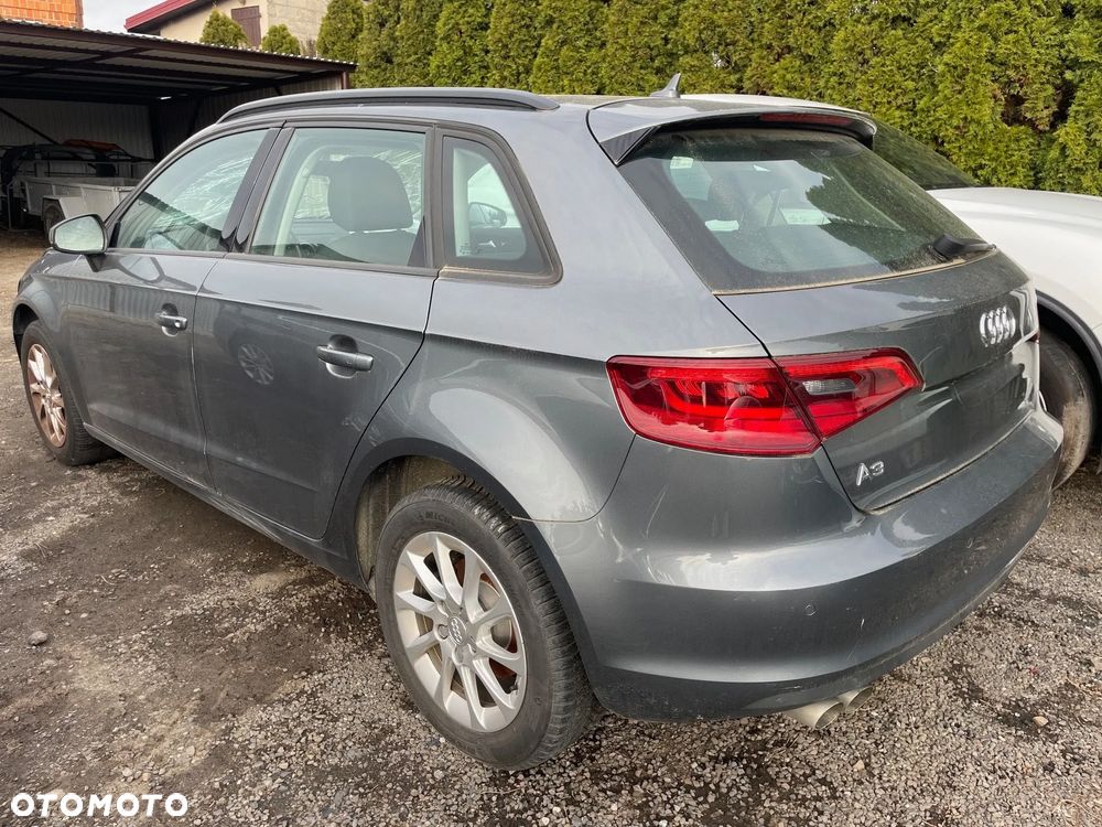 Audi A3 Sportback - 4