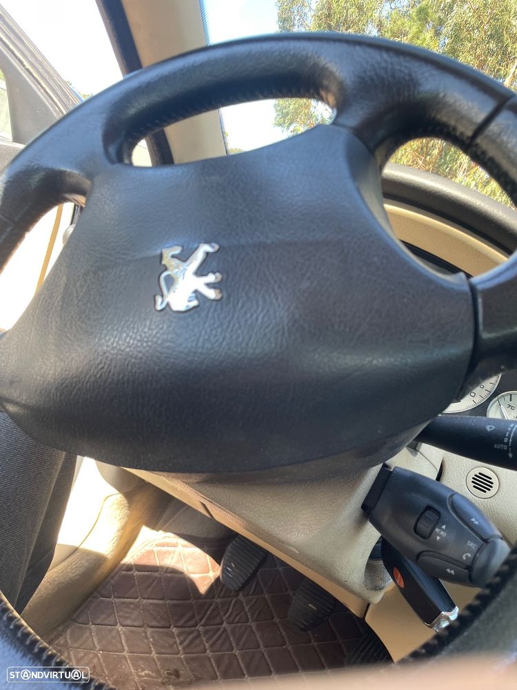 Peugeot 607 2.2 HDi - 22