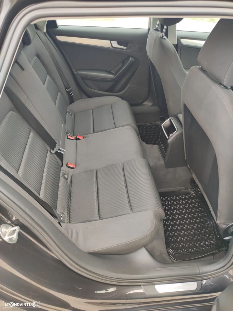 Audi A4 Avant 2.0 TDi Multitronic - 8