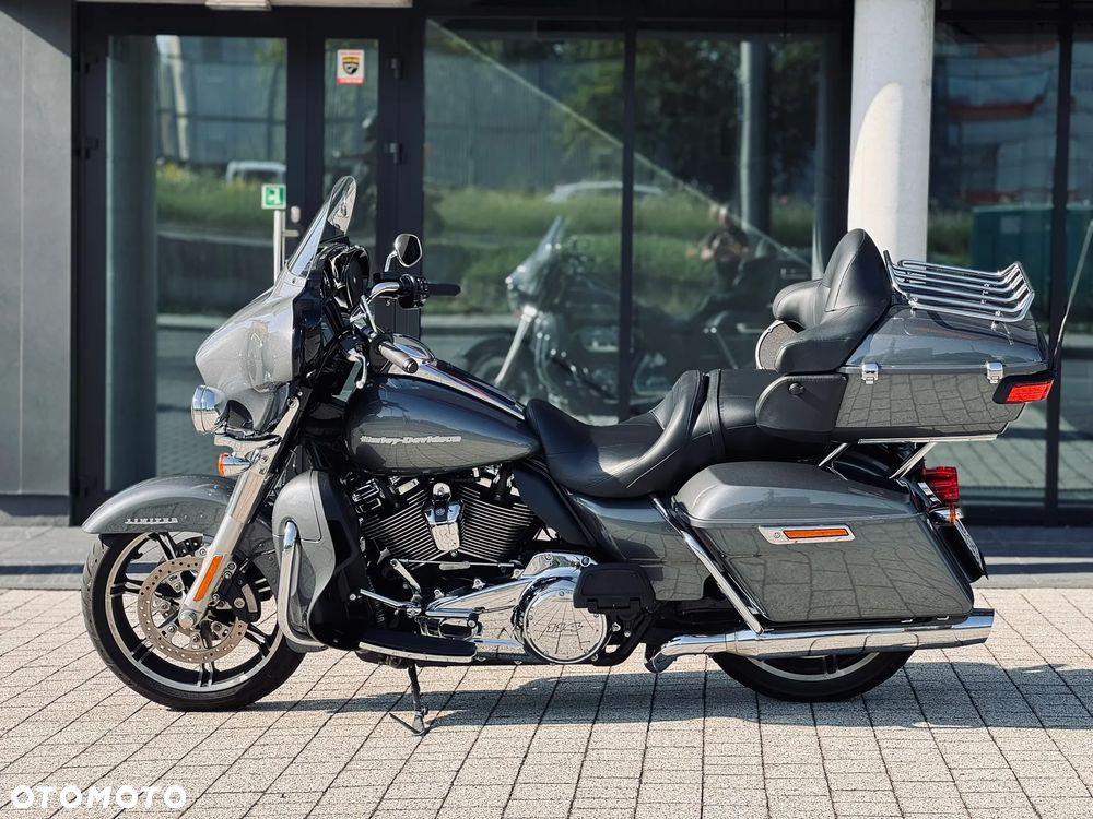 Harley-Davidson Touring Ultra Limited - 16