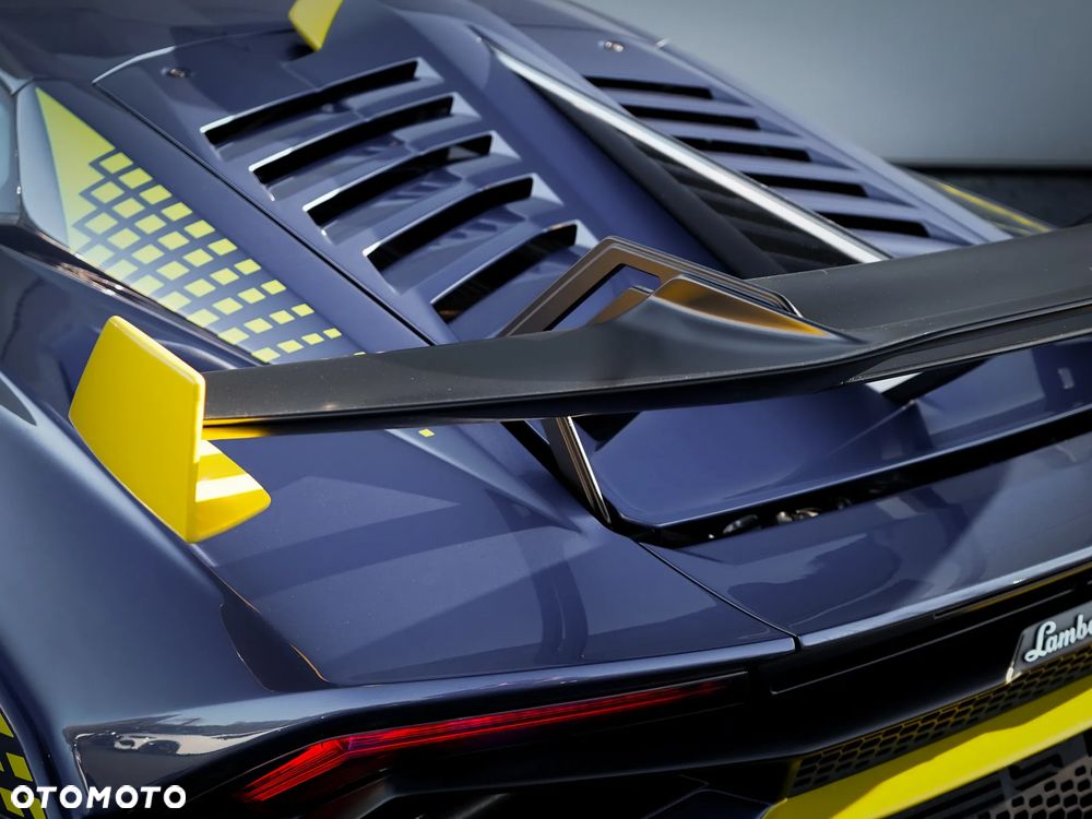 Lamborghini Huracan - 12