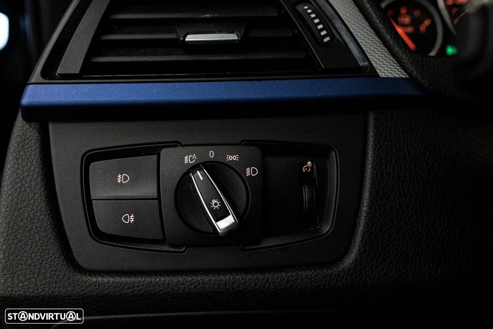 BMW 318 — fotografia 13