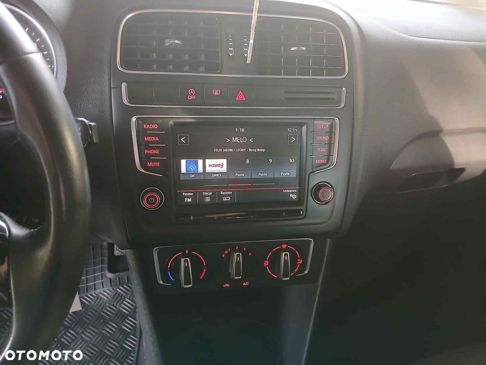 Volkswagen Polo - 11