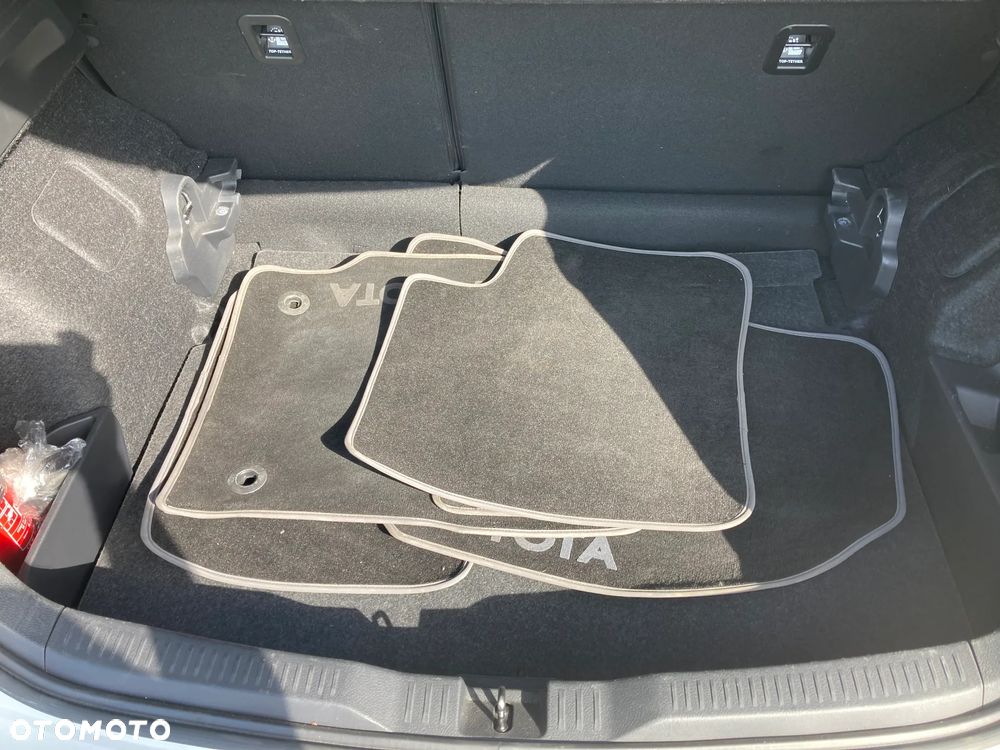 Toyota Auris 1.8 VVT-i Hybrid Automatik Edition - 9