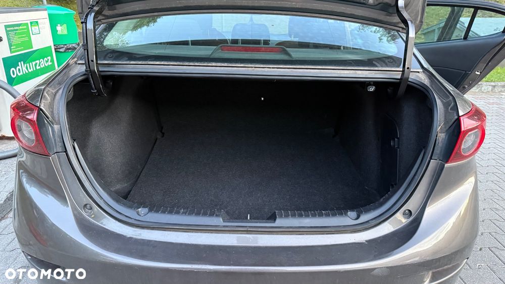 Mazda 3 - 13