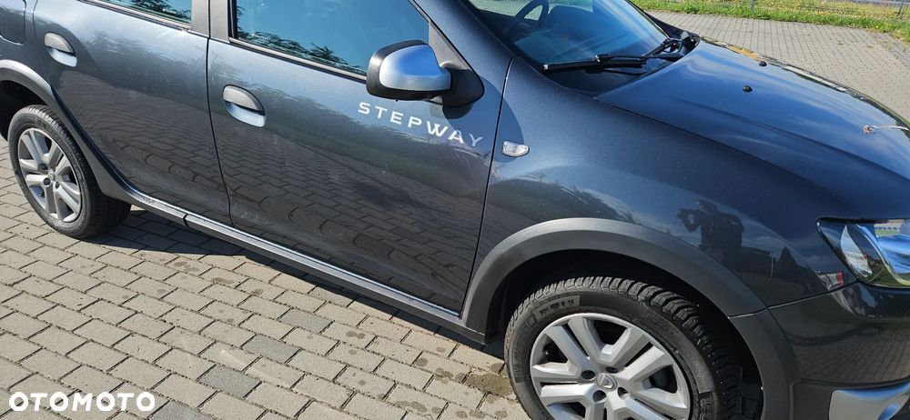 Dacia Sandero - 5