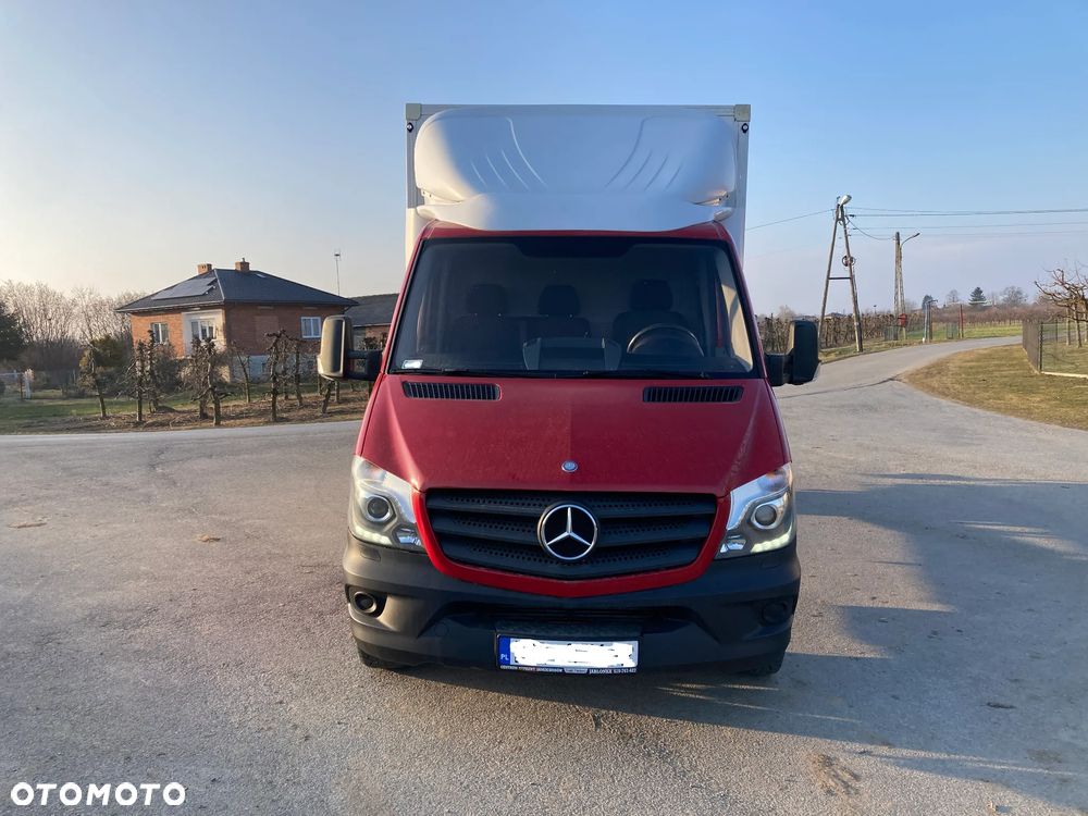 Mercedes-Benz Sprinter - 2