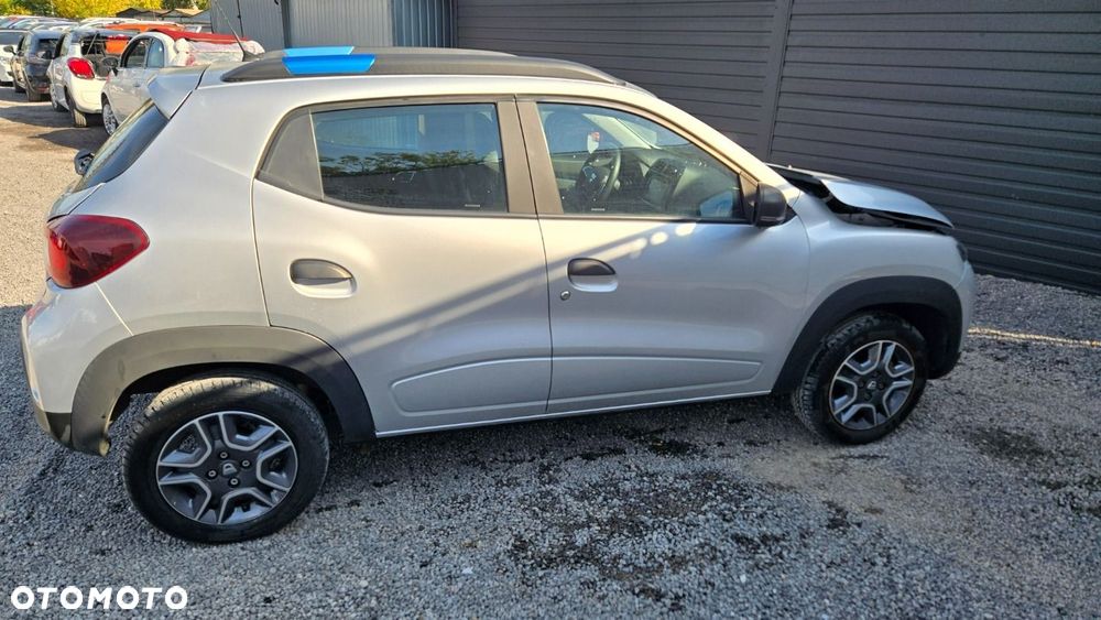 Dacia Spring - 32