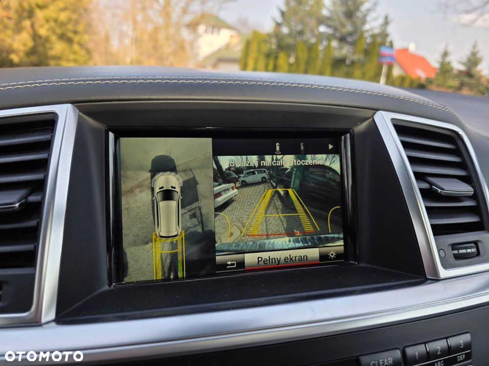 Mercedes-Benz GL - 21